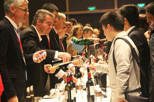 Winemakers need to 'plant trees' in China