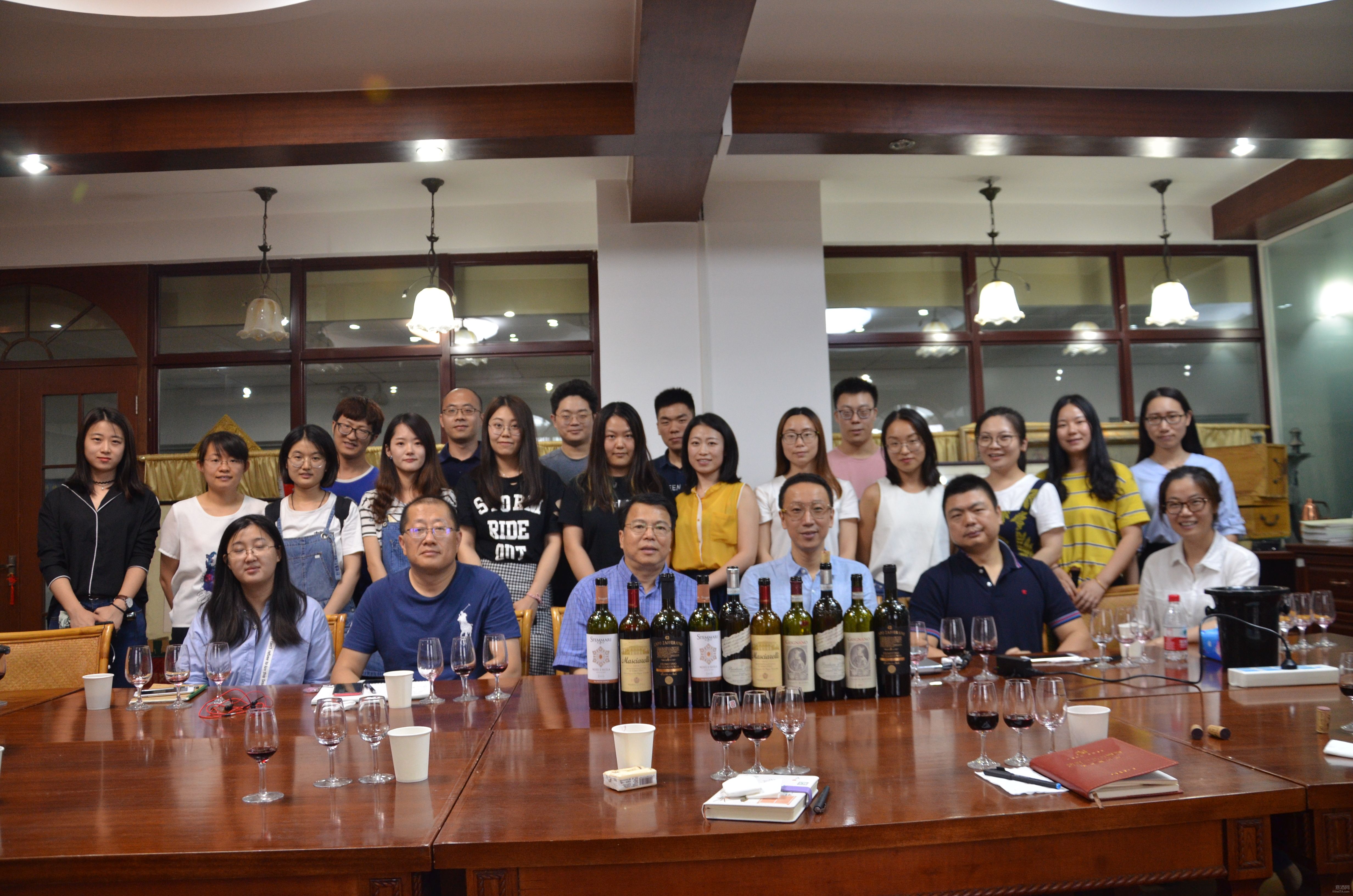 意酒文化促进会走进中国农业大学 在葡萄酒专业院校中去普及意大利葡萄酒知识